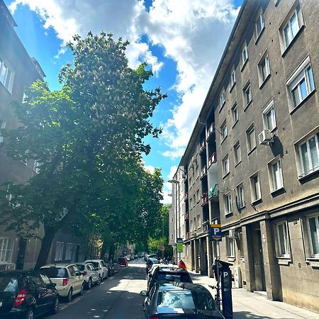 Apartment Helen - Old Town, Ac Bratislava Ngoại thất bức ảnh