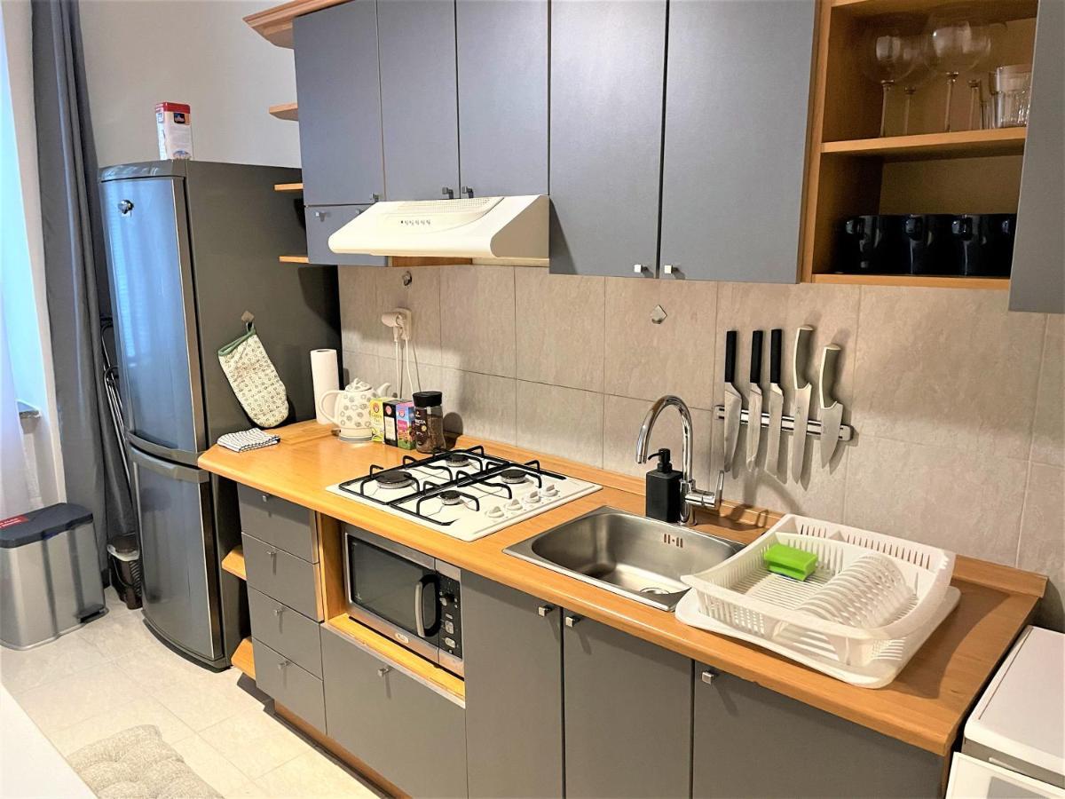 Apartment Helen - Old Town, Ac Bratislava Ngoại thất bức ảnh